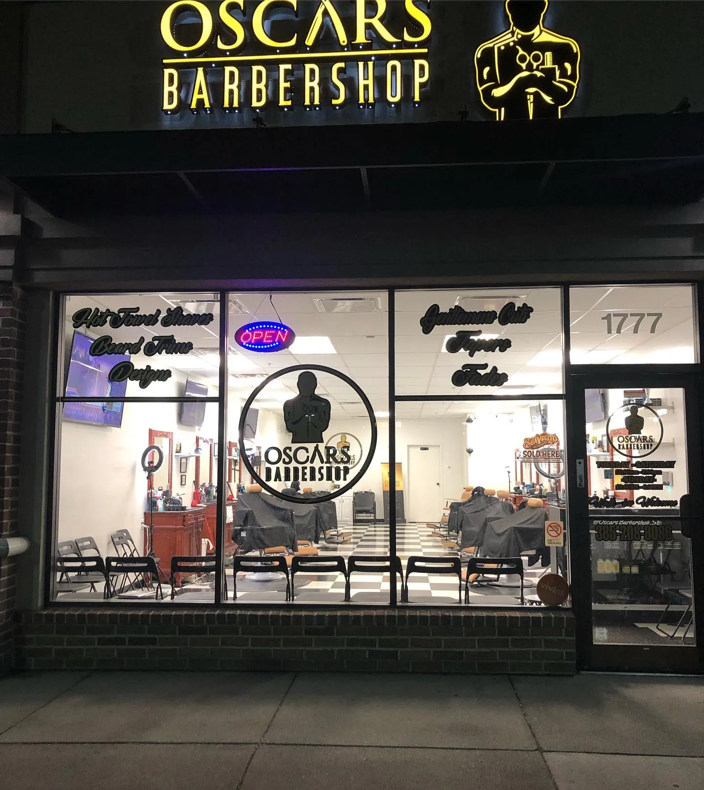 Oscars Barbershop | Redwood location